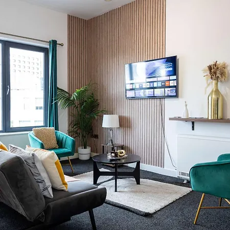 Spacious 2 Bed Near Media And Old Trafford * 曼彻斯特