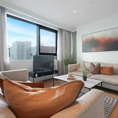 Stylish & Spacious 2 Bedroom 2 Bathroom * Manchester