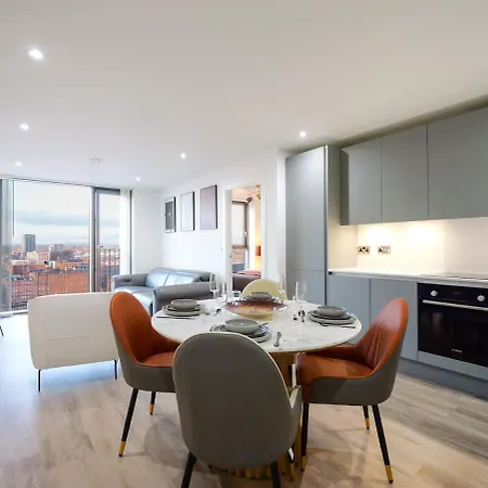 Апартаменты Aspect At The Heim Residences
