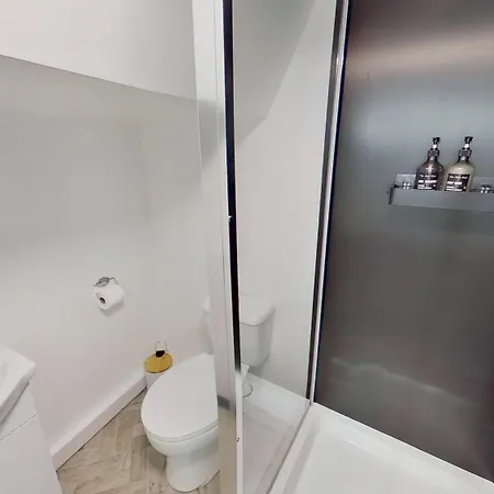Lowloft Flat شقة