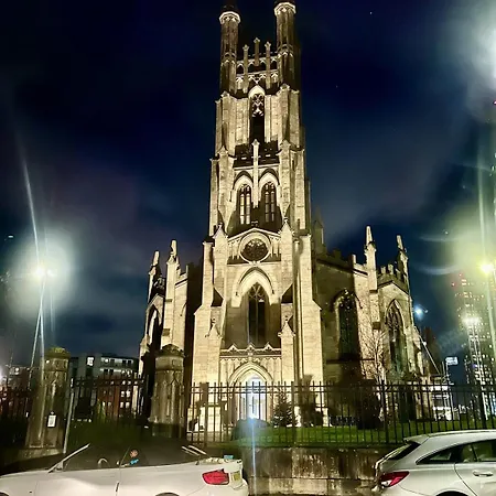 Stylish 2br 3 Baths 6 Guests Manchester