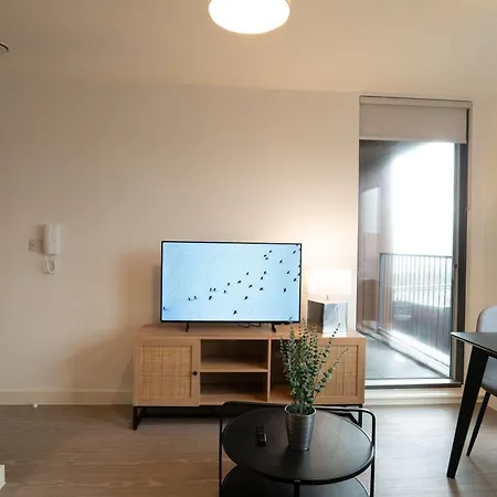 Appartement Bright 1 Bed In W Balcony Manchester