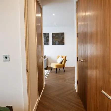 Apartman Salford Skyline At Media