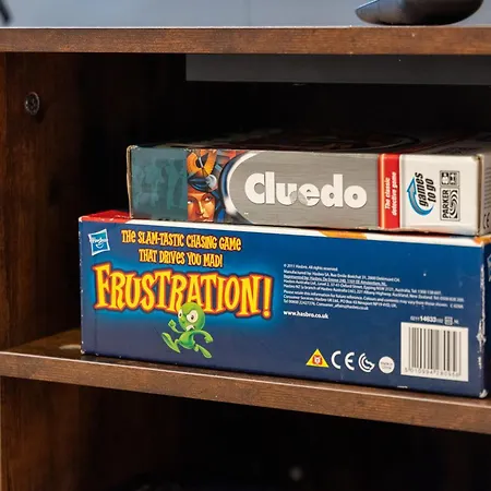 Comfortable 4 Bed - Free Parking & Fast Wifi Denton (Tameside)