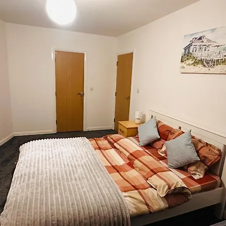 Entire 3 Bedroom In Lejlighed