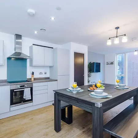 Centre, Central, Pool Table