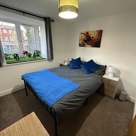 Modern Essential Flat In Chorlton