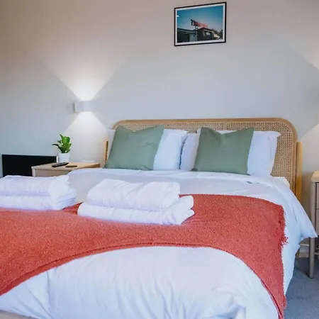 Διαμέρισμα Boutique Centre Apartment, Balcony, Parking