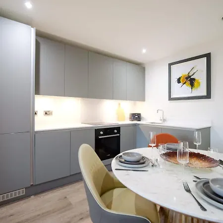 Aspect At The Heim Residences Манчестер