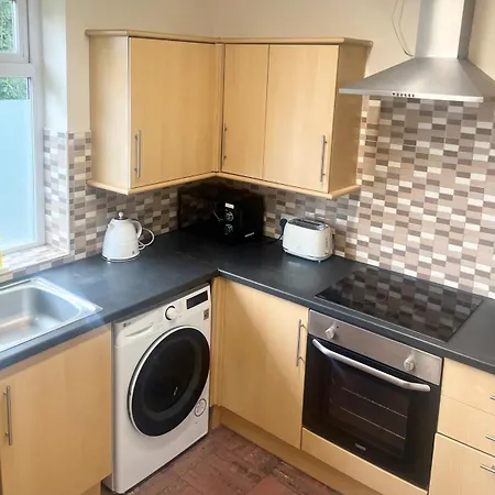 Spacious 2-bed Near Centre Manchester