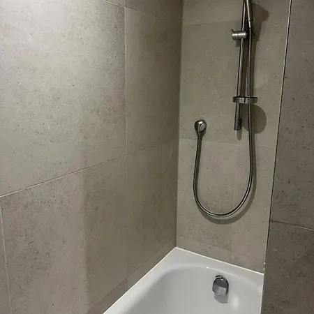 Stylish 2br 3 Baths 6 Guests *