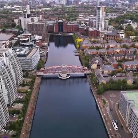 Stylish 1br - Heart Of - Free Parking Appartamento