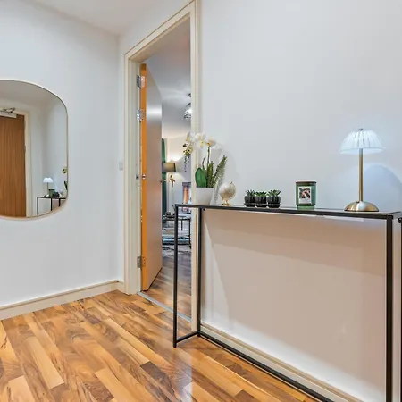 2-bed Apt-sleeps 5-long Stays-oxford St