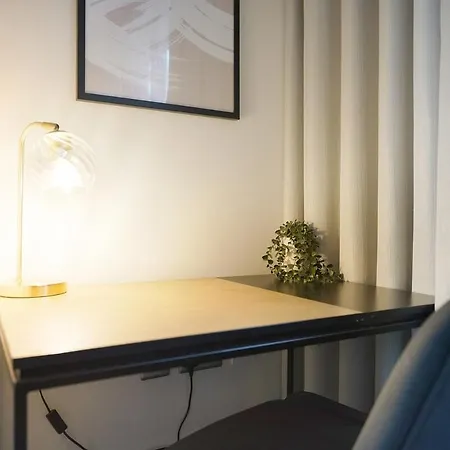 Stylish & Spacious 2 Bedroom 2 Bathroom