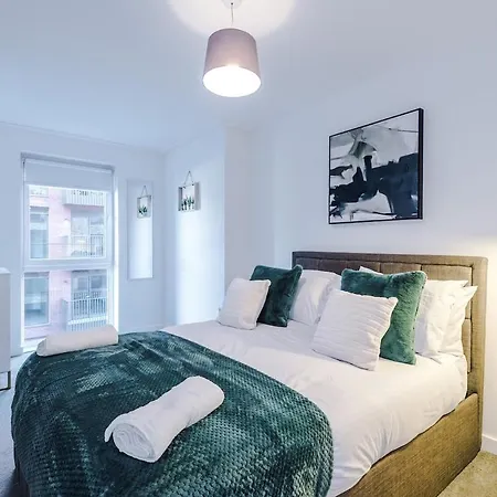 Centre, Comfy 1 Bedroom Mánchester