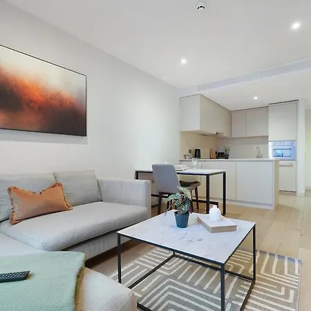 Tranquil & Modern One Bedroom Apartman Manchester