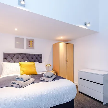 公寓 Modern 2br Flat For 4 Full Kitchen