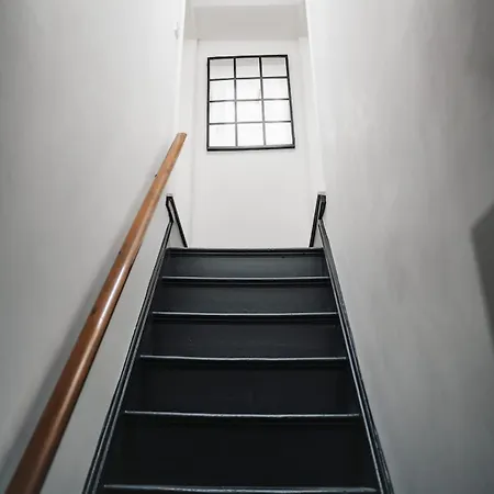 Chic Loft In Victorian House Apartment Manchester