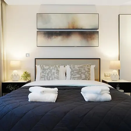 Stylish & Spacious 2 Bedroom 2 Bathroom Apartamento *