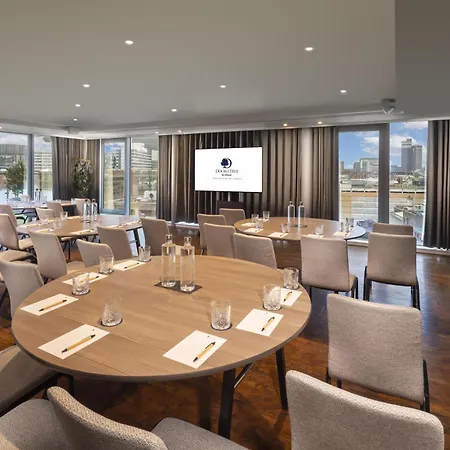 Doubletree By Hilton Piccadilly