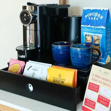 The Reach At Piccadilly, Manchester, A Tribute Portfolio 4* 맨체스터