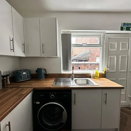 Holiday home Daisybank Co-living - Private Self-cater *