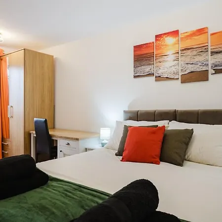 Villa Ancoats Eden - Free Parking - 2 Bath - 3 Bedroom - Centre *