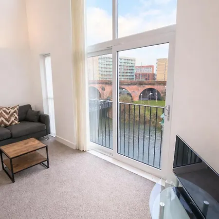 Irwell - 3br - 3 Beds - Sleeps 6 - Riverview 公寓 *