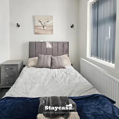 Tatil Evi Beresford Co-living - Private Self-cater *