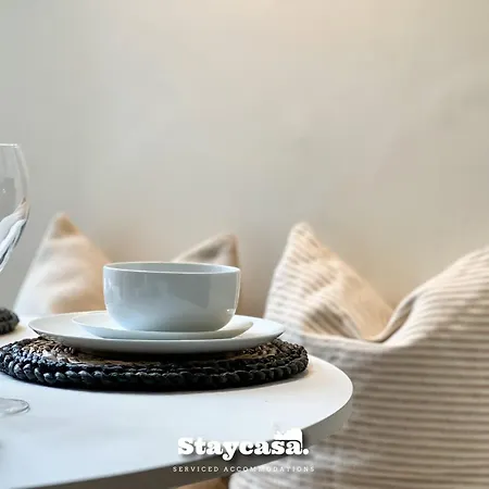 Stylish Interior Cosy Haven - On-street Parking