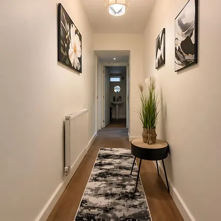 Διαμέρισμα Modern 2br Retreat For Relocations *