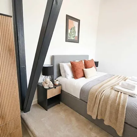 Lägenhet Beautiful 2 Bed Near Etihad