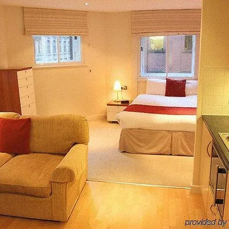 Atrium Serviced Apartmanhotel
