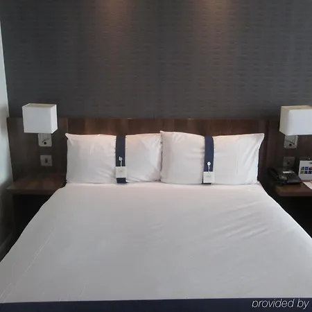 Express Centre By Ihg Szálloda 3*