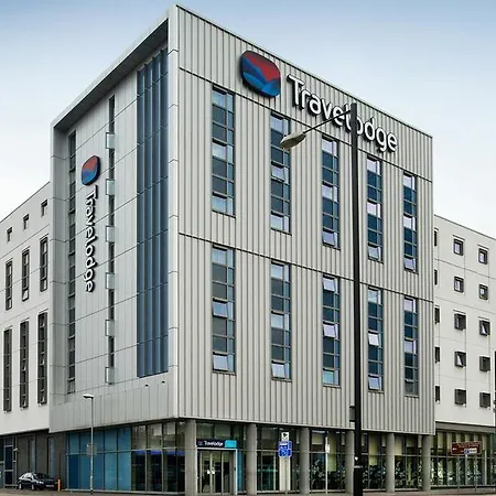 Travelodge Arena Отель Манчестер