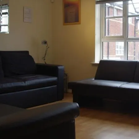 Konukevi My-places Abbotsfield Court Townhouse 4 Manchester
