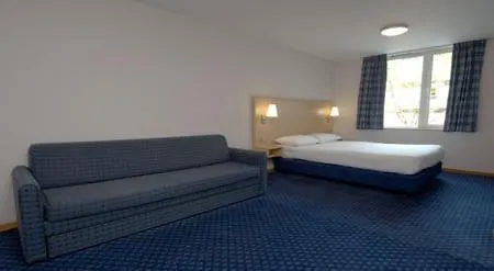 Travelodge Ancoats 3*