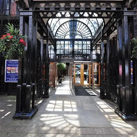 Atrium Serviced Apartmanhotel Manchester