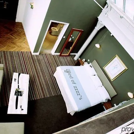 Abode 4*