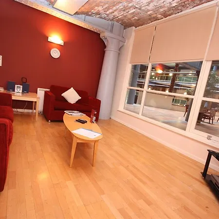 The Place 4* Manchester