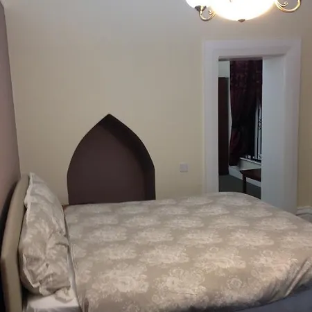 The Milverton Отель