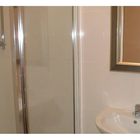 Weaste Hotel, West Manchester Hotel 3*