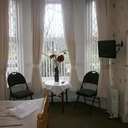 Verdene 3* Manchester