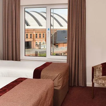 Leonardo - Formerly Jurys Hotel