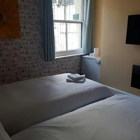 Mother Macs Bed & Breakfast 3*