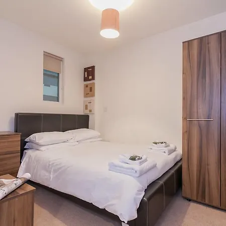 ​ Fantastic 1 Bedroom 5 Mins Walk From Centre Манчестер