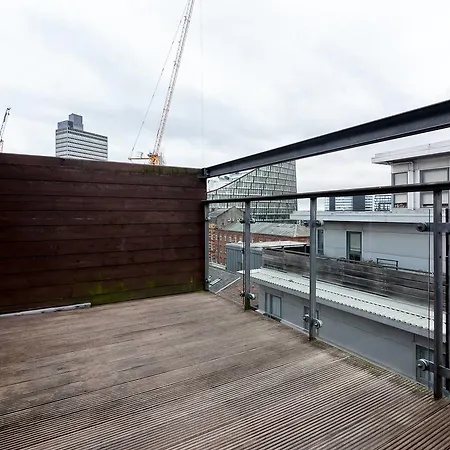 Апартаменты Lovely Flat Trendy Northern Quarter Манчестер