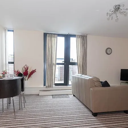 Апартаменты Lovely Flat Trendy Northern Quarter *