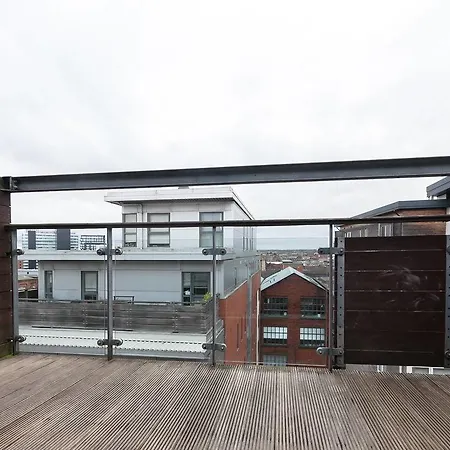 Апартаменты Lovely Flat Trendy Northern Quarter