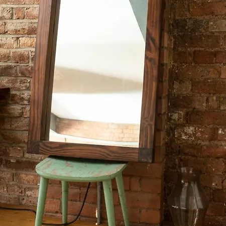 Stylish 2 Bed Duplex Flat In Castlefield Манчестер